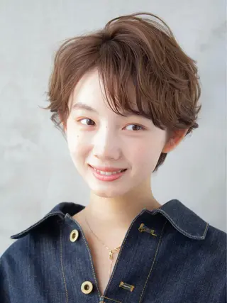 ショート カラー 🉐レイヤー/塩見 弘樹🉐渋谷のヘアスタイル