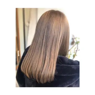セミロング カラー まちだ ひとみのヘアスタイル