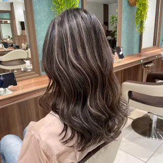 セミロング カラー ヘアアレンジ 🇰🇷韓国ヘア★ 副店長.쿠리타⭐︎のヘアスタイル