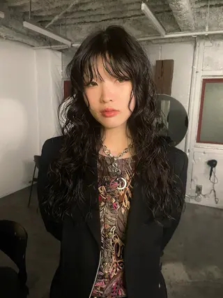 ミディアム パーマ 似合わせカット/ naokoのヘアスタイル