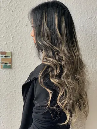 ロング eye エクステ専門店Rのヘアスタイル
