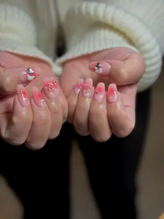 ネイル MARU NAIL Hinaのネイルデザイン