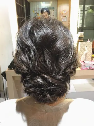 ミディアム ヘアアレンジ ぱつっとボブ/ 小野あかねのヘアスタイル