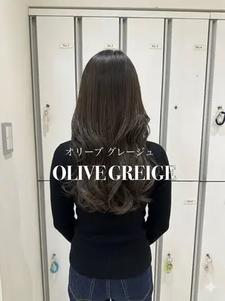 ロング カラー 透明感オリーブ🫒 ×レイヤーMIKUのヘアスタイル