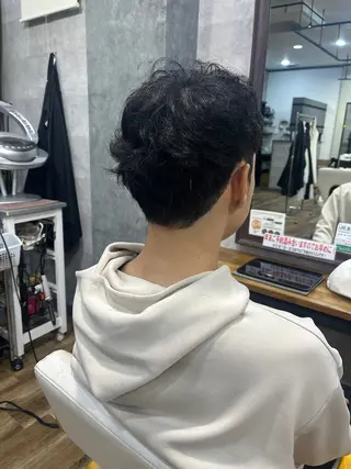 メンズ 紫音 cutwells郡山のヘアスタイル