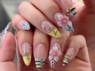 ネイル lucky nail 歌舞伎町のネイルデザイン
