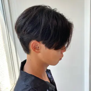 ショート パーマ メンズ センターパート特化 井上健太のヘアスタイル