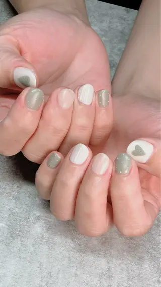 ネイル shino🌟 痛ネイルのネイルデザイン