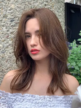 セミロング 【パリ研修済】貝沼 しおん（矢場町）のヘアスタイル
