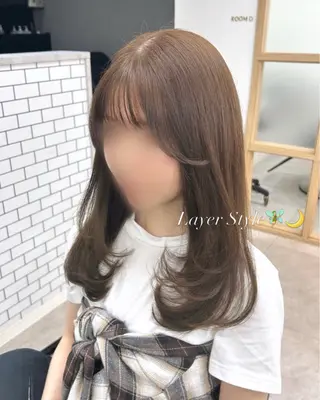 ミディアム カラー ヘアアレンジ 梅木李奈🕊️ レイヤー/ハイトーンのヘアスタイル