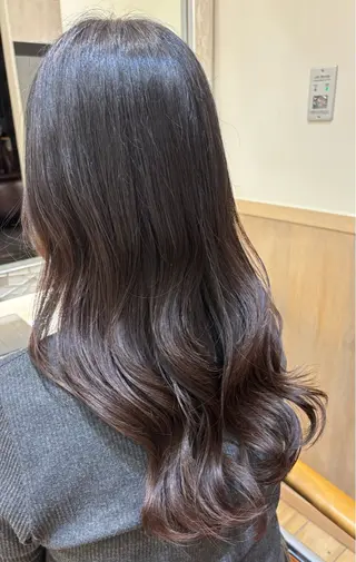 ロング 榎本 ほのかのヘアスタイル