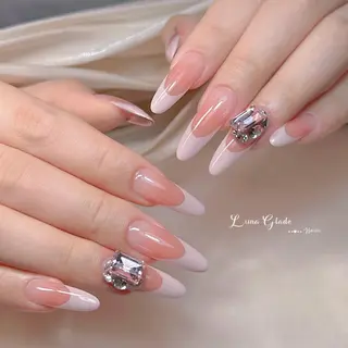 ネイル Luna Gladeのネイルデザイン