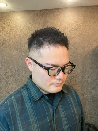 ショート メンズ トミモト アユムのヘアスタイル