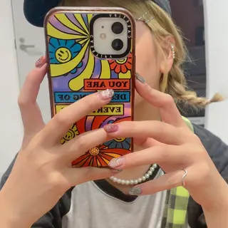 ダブルカラー,透け カラーHINARIのヘアスタイル