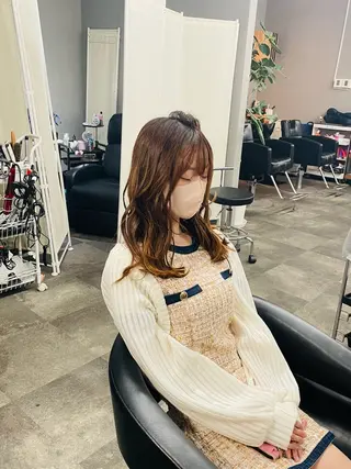 ミディアム カラー ヘアアレンジ 🌻ミラクル美容師 🌻✨クッポ✨のヘアスタイル