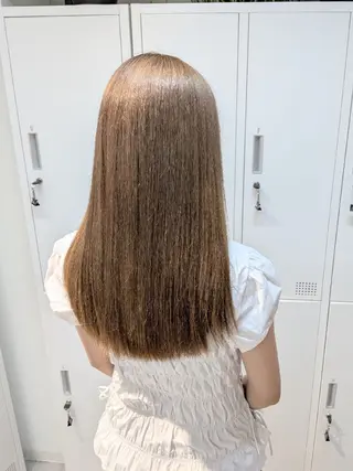 カラー ロング 八木琉河/ブリーチ/ ハイトーン艶髪カラーのヘアスタイル
