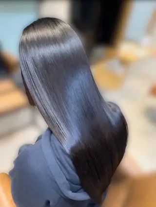 ロング 吉井 緋音のヘアスタイル