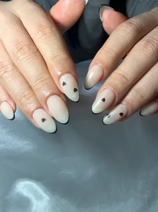 ネイル nailroom sb𓈒𓂂𓏸のネイルデザイン