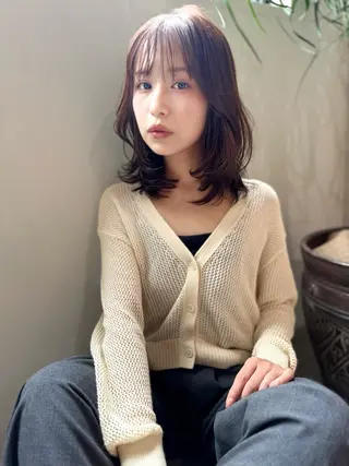 セミロング カラー 夜23時まで予約🉑 reverieあきらのヘアスタイル