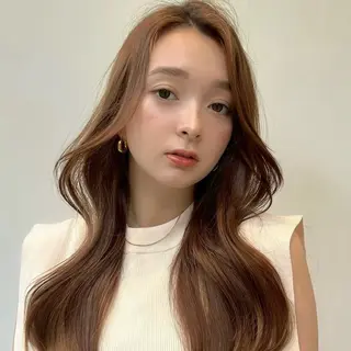 セミロング カラー ヘアアレンジ 内大久保 列夏のヘアスタイル