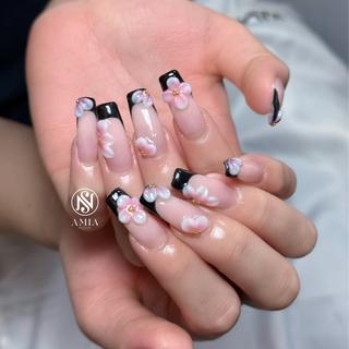 ロング 🌟AMIA BEAUTY🌟のネイルデザイン
