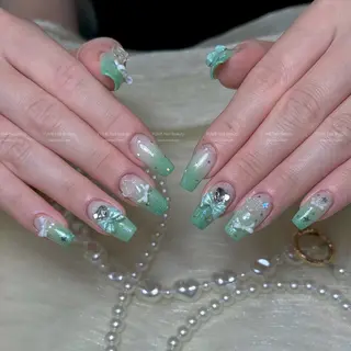 ミディアム YUME Nail Beautyのネイルデザイン