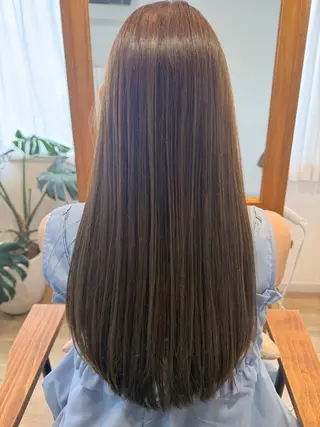 ロング カラー RENA|透明感 カラー×癒しスパのヘアスタイル