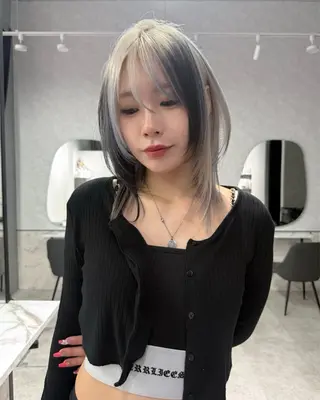 ロング カラー 🌙町田ブリーチ特化 🌙れいのヘアスタイル