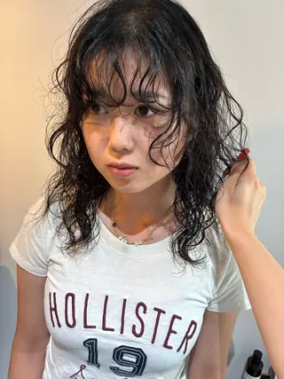 ミディアム パーマ ヘアアレンジ 💟Opus // Mizuki🐕のヘアスタイル