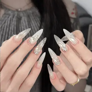 ネイル Rina Mika Nailsのネイルデザイン