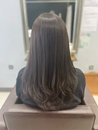 ロング カラー 産休の為お休みです! 小島凜のヘアスタイル