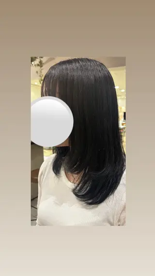 ミディアム RosierBleu 中山のヘアスタイル