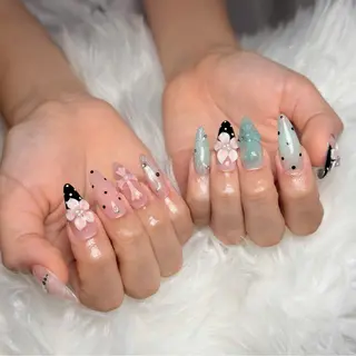 ネイル MIHANA RINAのネイルデザイン