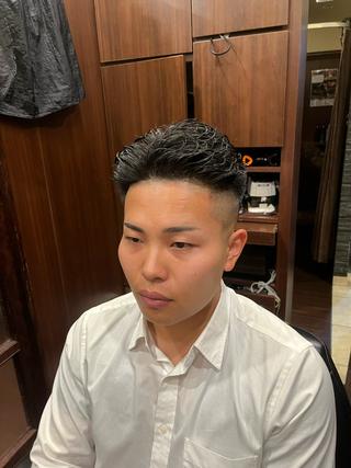 パーマ メンズ ヒロ銀座川崎 志田健介のヘアスタイル