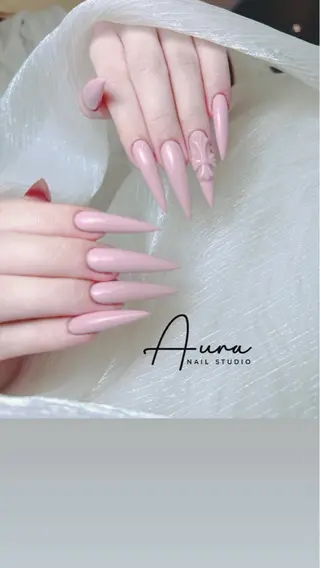 ネイル Aura Nail Studioのネイルデザイン