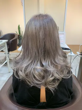 ミディアム 不動令 認定カラーリストのヘアスタイル