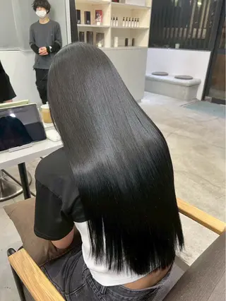 ロング パーマ 韓国×艶ハイトーンが かわいい✨️リオ🍒のヘアスタイル