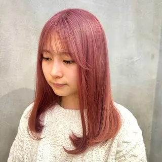 セミロング カラー ショート/ウルフ ハイトーン/カイセイのヘアスタイル