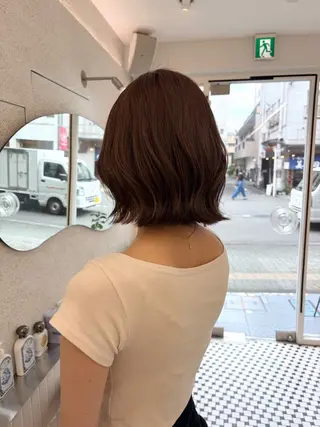 ショート まろやかベージュ🤎 艶カラー🔔リンのヘアスタイル