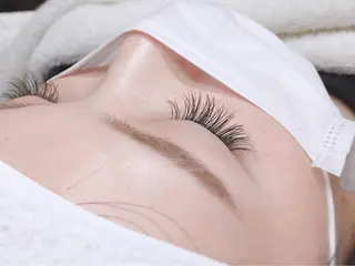 セミロング カラー パーマ ヘアアレンジ メンズ キッズ ネイル マツエク・マツパ brille ~eyelash~のヘアスタイル