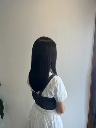 セミロング カラー 金岡 碧のヘアスタイル