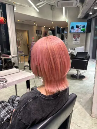 ショート カラー オタク美容師/ 推しカラー/ミクのヘアスタイル