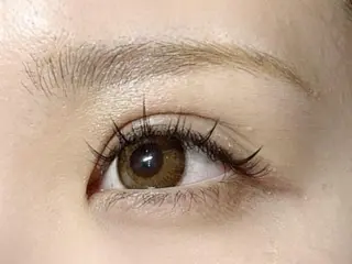 マツエク・マツパ 🔰Eye Risの眉毛・アイブロウイメージ