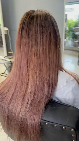 ロング ❤️可愛いハイトーン を造る❤️AKIRAのヘアスタイル