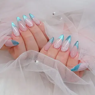 ネイル ラクロレ ハナ︎🌼のネイルデザイン