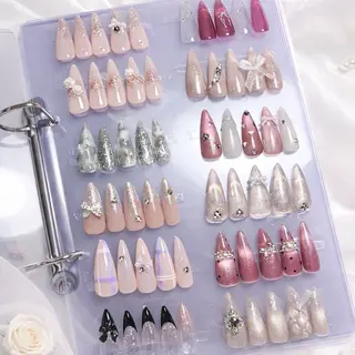 ネイル Yuna 𝝑𝝔*.+ﾟのネイルデザイン