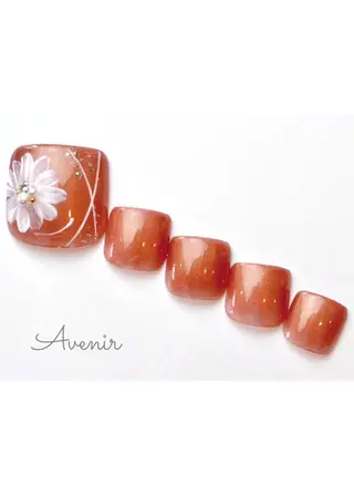 ネイル Avenir 表参道 nail＆eye予約のネイルデザイン