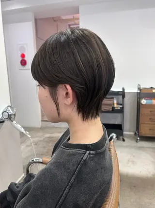 ショート 透明感カラー 莉々子のヘアスタイル