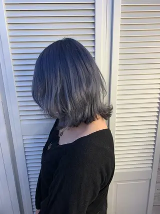 カラー 天野 利咲のヘアスタイル