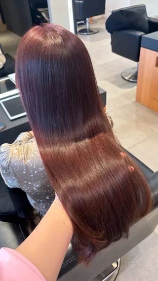 ロング KAREN（ému） 伏見/カットモデルのヘアスタイル